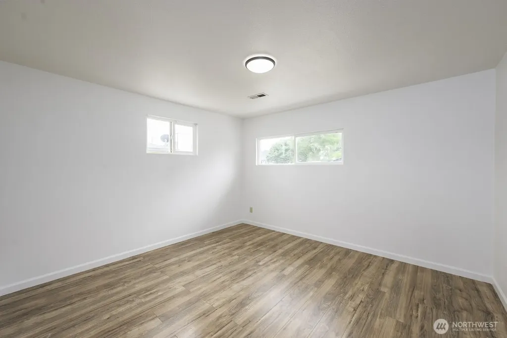 1517 N Mary Street Moses Lake WA 98837