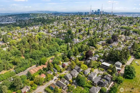 2711 4th Avenue W Seattle WA 98119