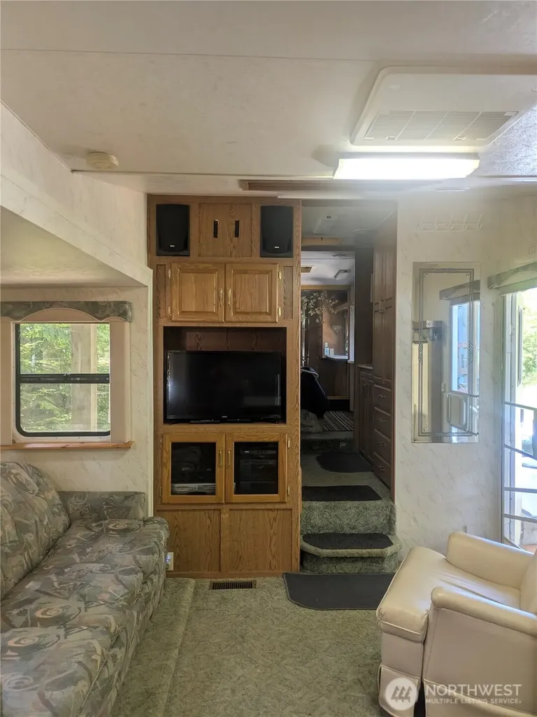 44957 Kachess Trail Concrete WA 98237
