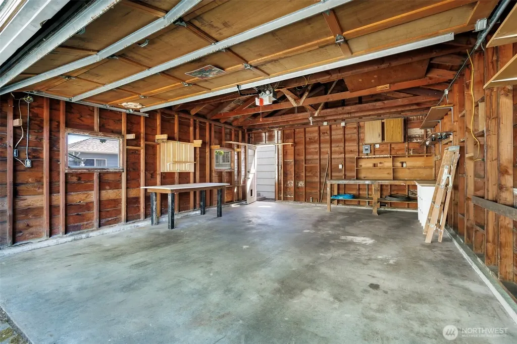 7527 23rd Avenue NW Seattle WA 98117