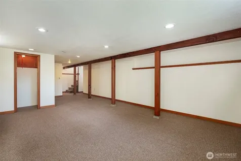 7527 23rd Avenue NW Seattle WA 98117