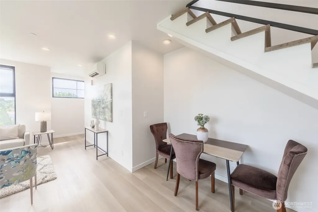 1019 Sturgus Avenue S Seattle WA 98144
