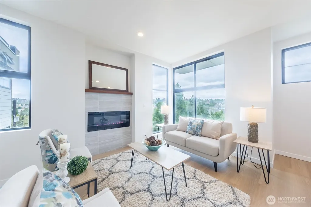 1019 Sturgus Avenue S Seattle WA 98144