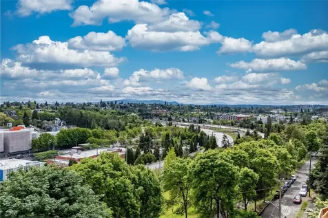 1019 Sturgus Seattle WA 98144