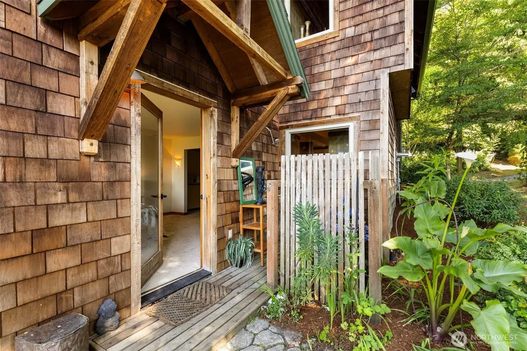 30050 Scenic Drive NE Poulsbo WA 98370