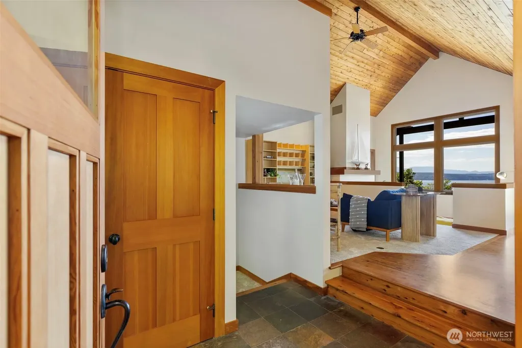 30050 Scenic Drive NE Poulsbo WA 98370