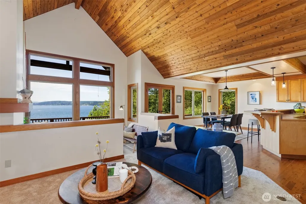 30050 Scenic Drive NE Poulsbo WA 98370