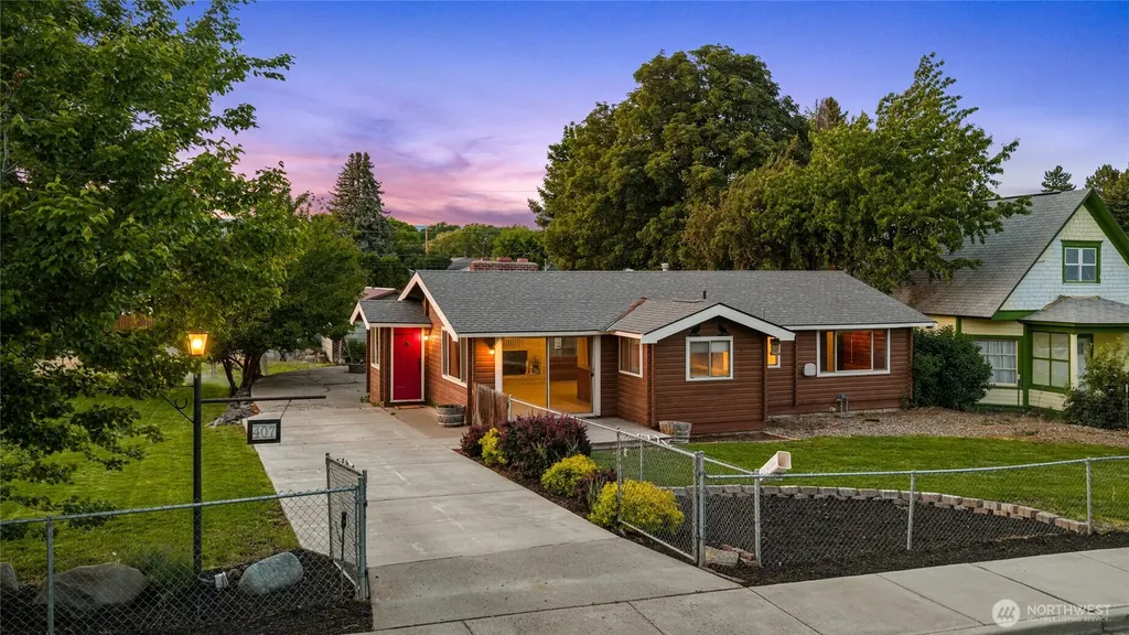 407 W 11th Avenue Ellensburg WA 98926