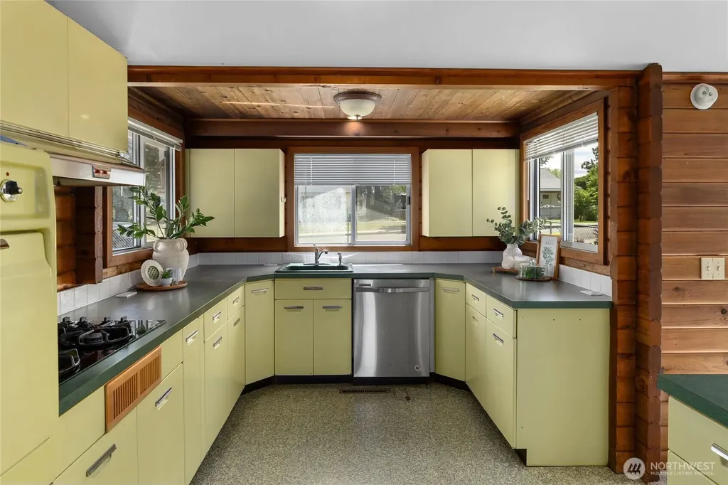 407 W 11th Avenue Ellensburg WA 98926