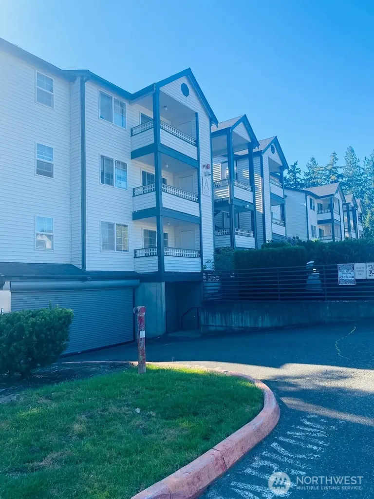 10824 170th Street SE Renton WA 98055