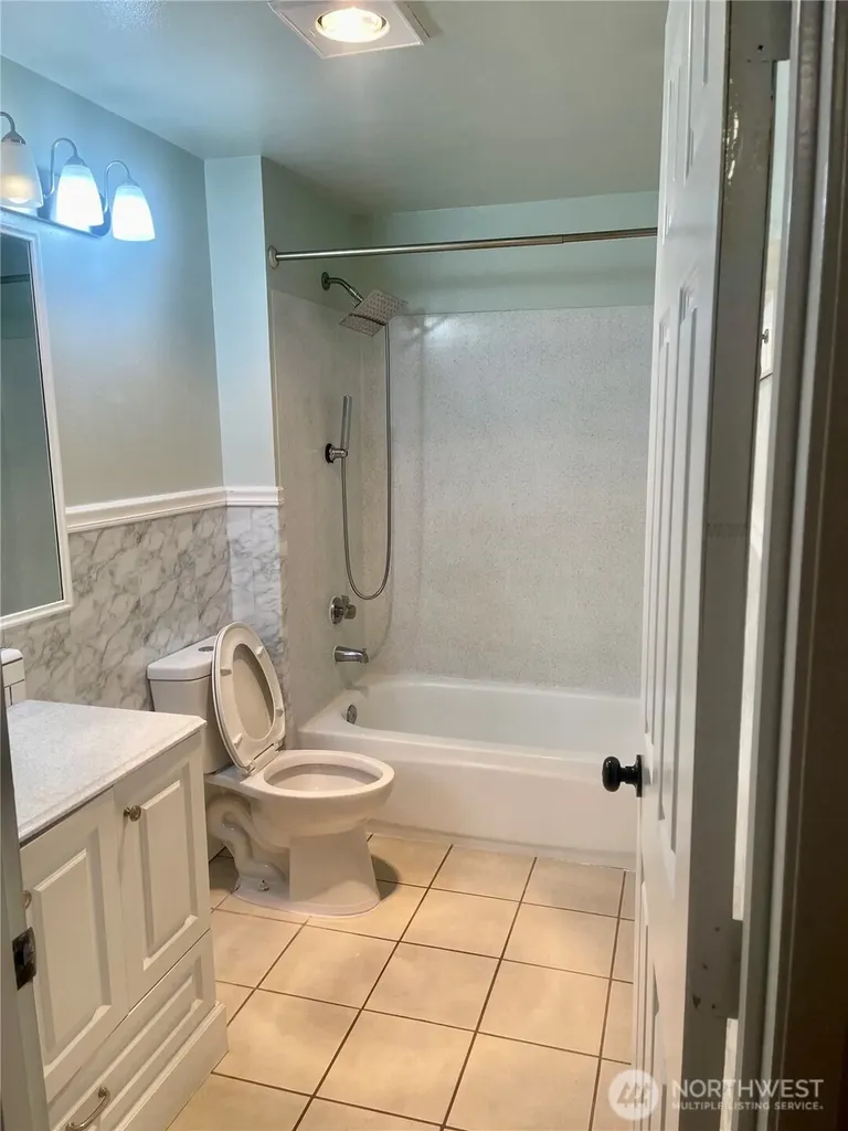 10824 170th Street SE Renton WA 98055