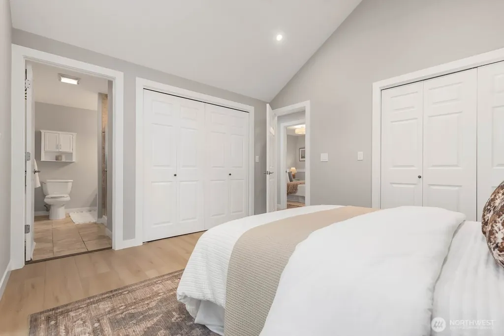 1928 218th Lane SE Sammamish WA 98075