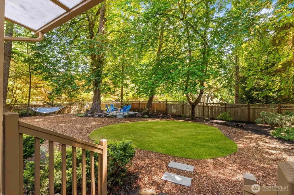 1928 218th Lane SE Sammamish WA 98075