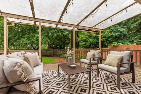 1928 218th Lane SE Sammamish WA 98075