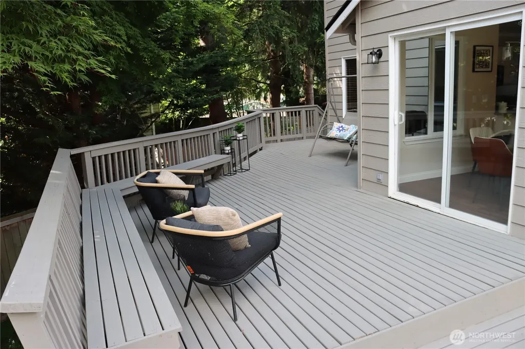 5312 Picnic Point Road Edmonds WA 98026