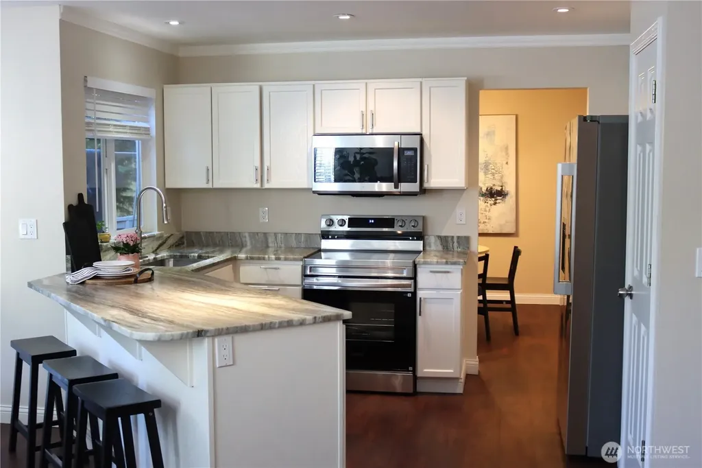 5312 Picnic Point Road Edmonds WA 98026