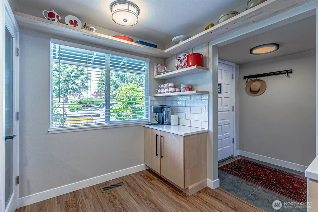 1372 Bel Air Road Tacoma WA 98406