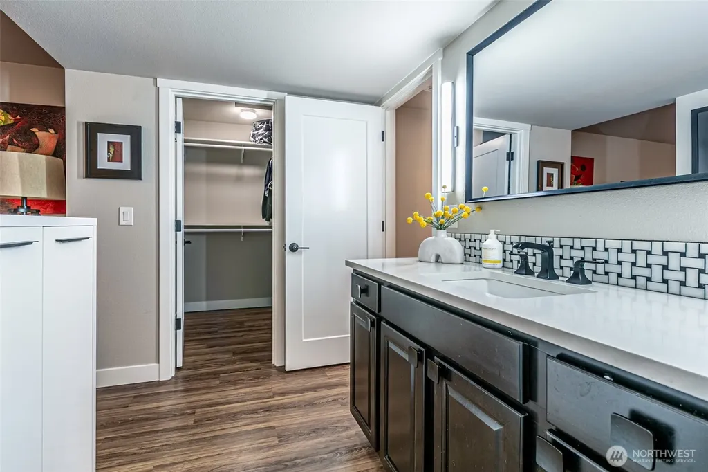 1372 Bel Air Road Tacoma WA 98406