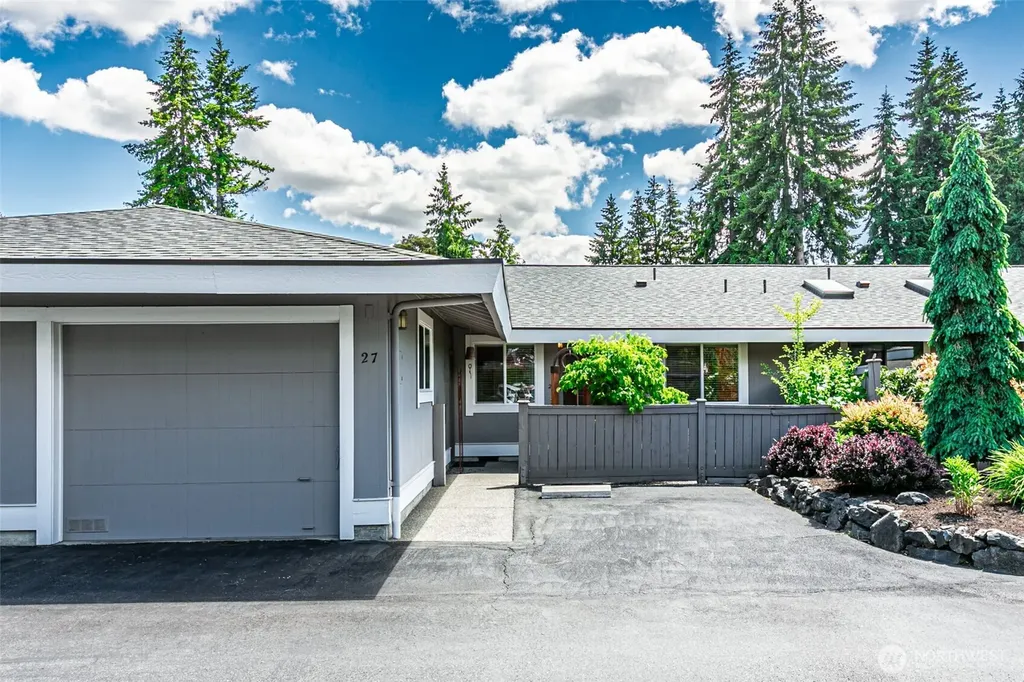 1372 Bel Air Road Tacoma WA 98406