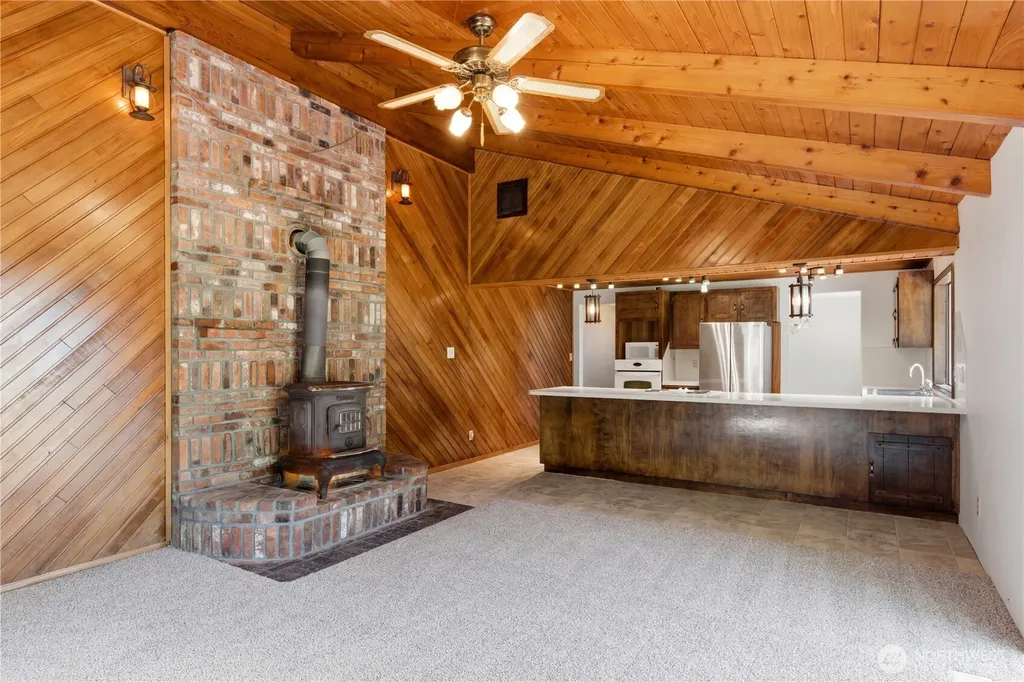 234 Avery Road W Winlock WA 98596