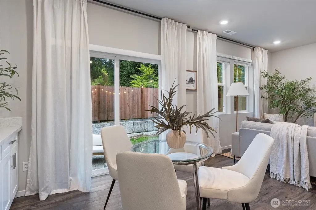 207 17th Drive Snohomish WA 98290