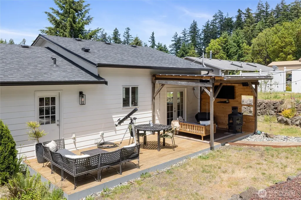 2007 191st Avenue Ct SW Lakebay WA 98349