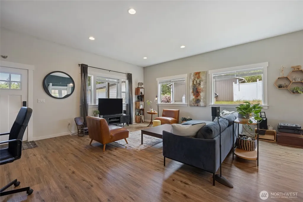 2007 191st Avenue Ct SW Lakebay WA 98349
