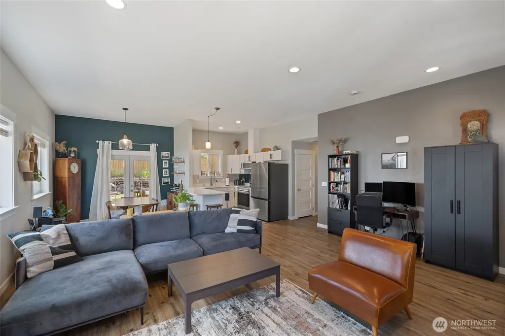 2007 191st Avenue Ct SW Lakebay WA 98349