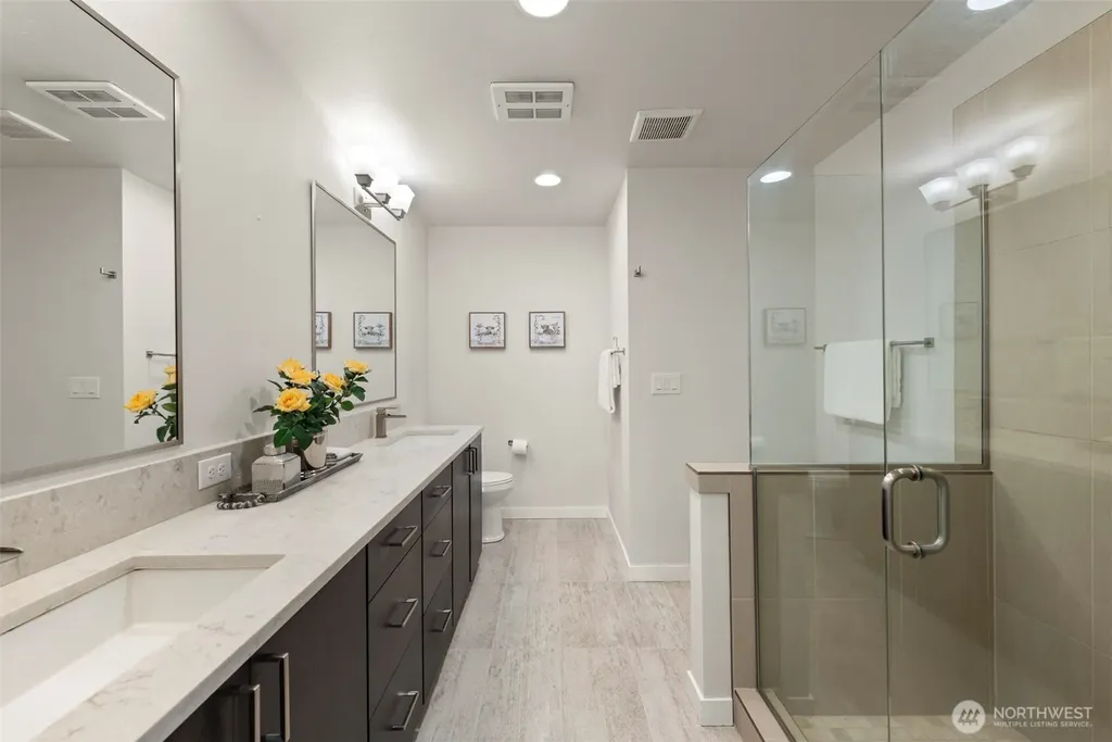 6535 34th Avenue NE Seattle WA 98115