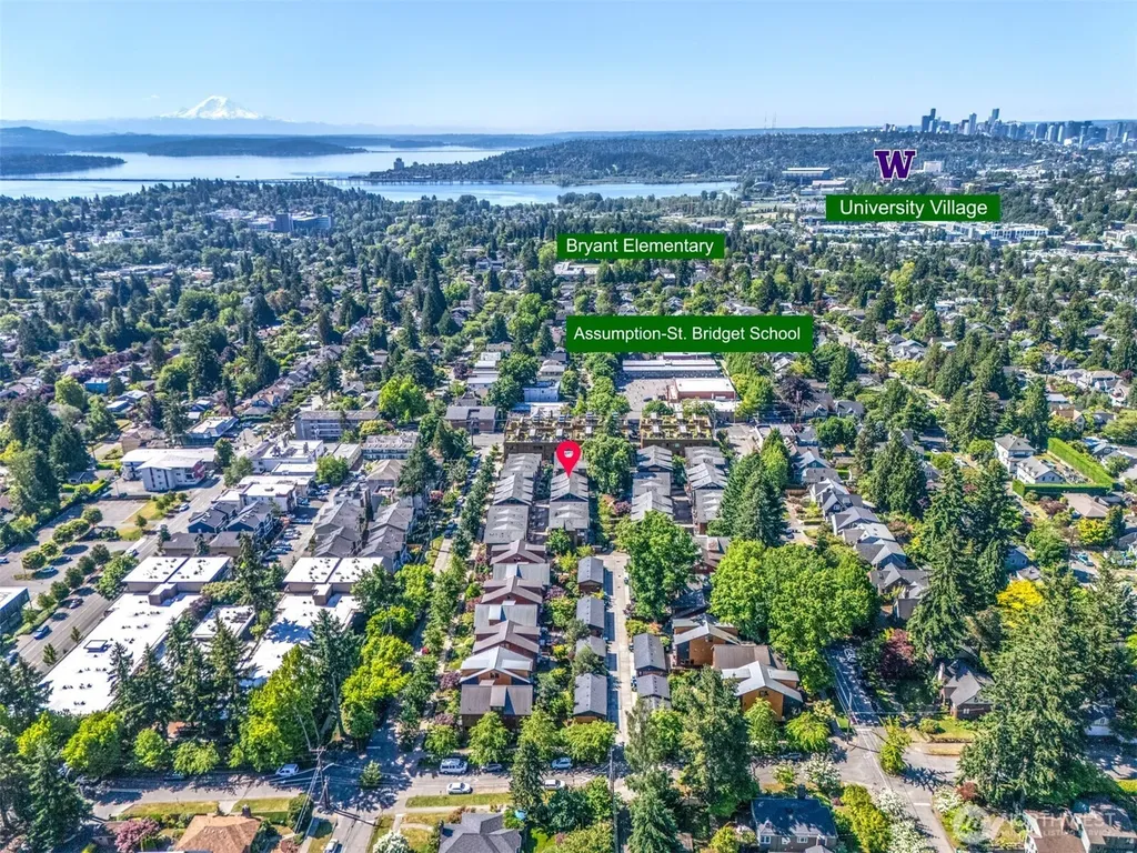 6535 34th Avenue NE Seattle WA 98115