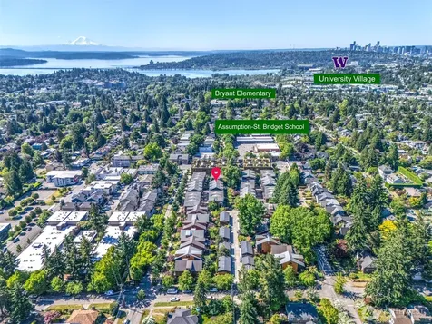 6535 34th Avenue NE Seattle WA 98115