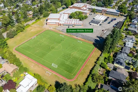 6535 34th Avenue NE Seattle WA 98115