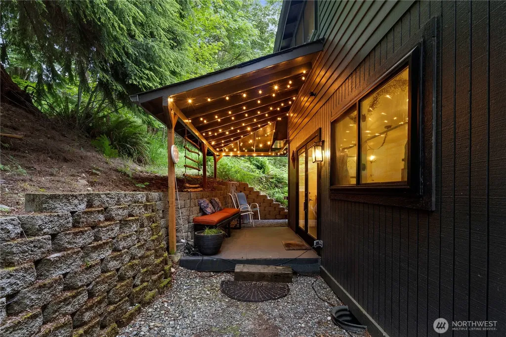 11916 350th Place NE Carnation WA 98014
