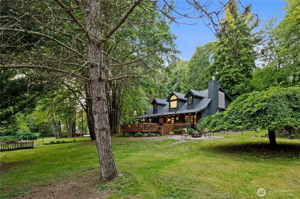 11916 350th Place NE Carnation WA 98014