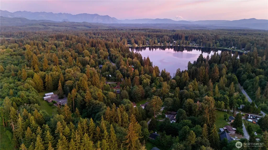 11916 350th Place NE Carnation WA 98014