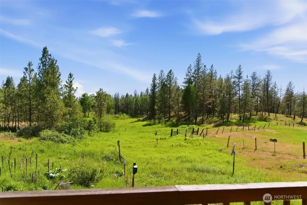21818 S Frog Hollow Lane Cheney WA 99004