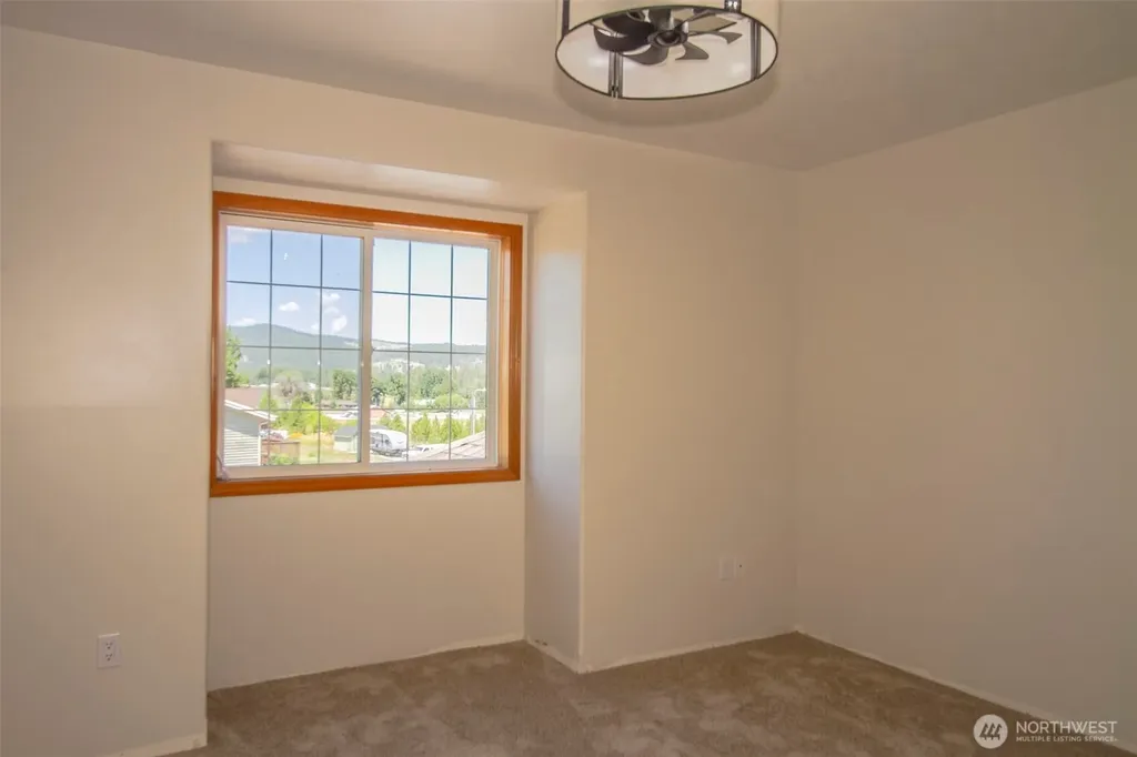 1107 Pinebrook Drive Chewelah WA 99109