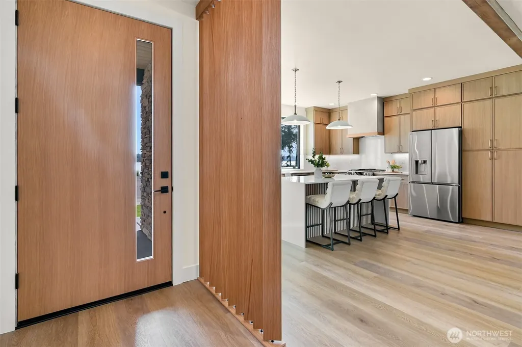1128 Leighton Street Blaine WA 98230