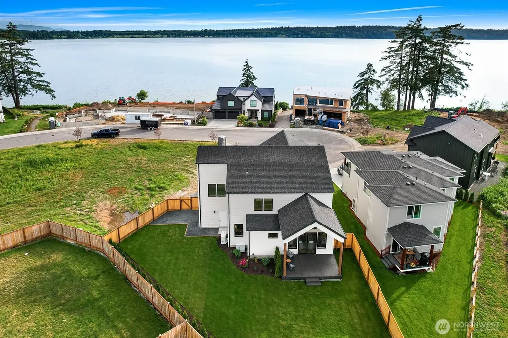 1128 Leighton Street Blaine WA 98230