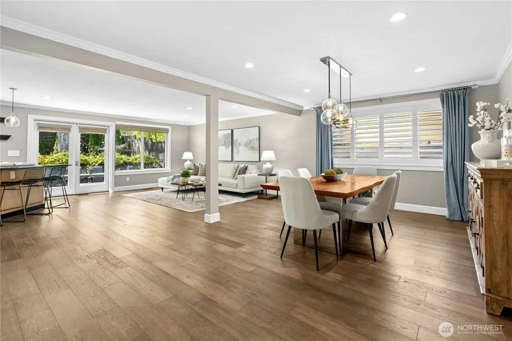 6607 149th Avenue NE Redmond WA 98052