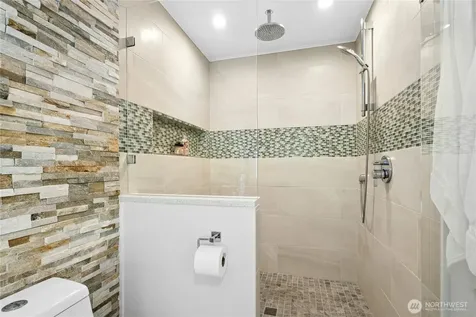 6607 149th Avenue NE Redmond WA 98052