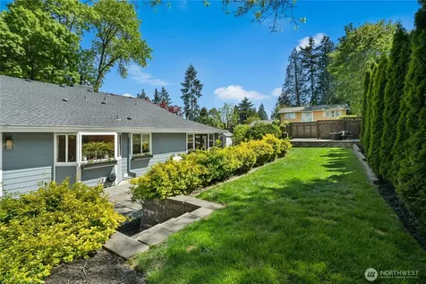 6607 149th Avenue NE Redmond WA 98052