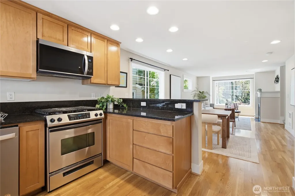 1017 NE 123rd Street Seattle WA 98125