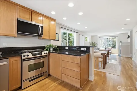 1017 NE 123rd Street Seattle WA 98125