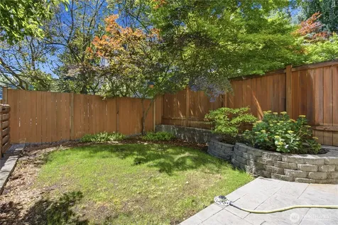 1017 NE 123rd Street Seattle WA 98125