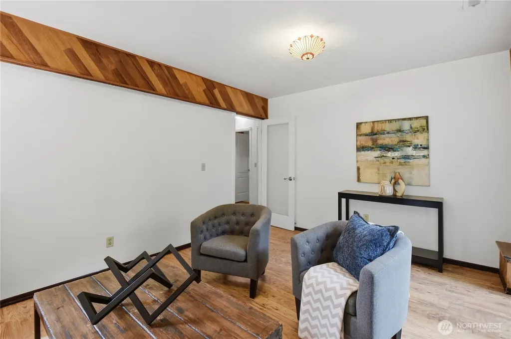 13412 SE 59th Street Bellevue WA 98006