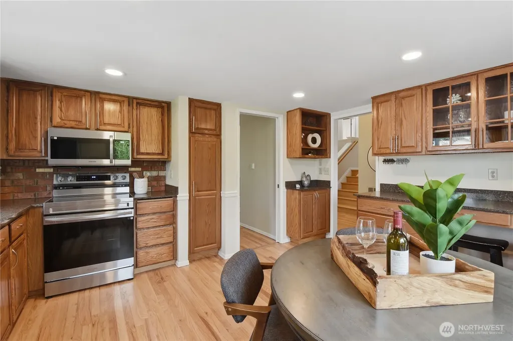 13412 SE 59th Street Bellevue WA 98006