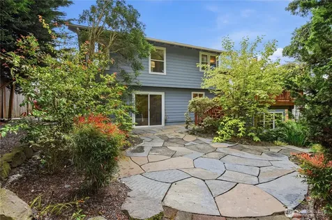 13412 SE 59th Street Bellevue WA 98006