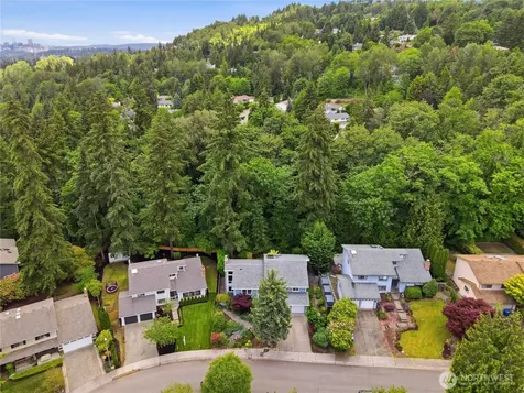 13412 SE 59th Street Bellevue WA 98006