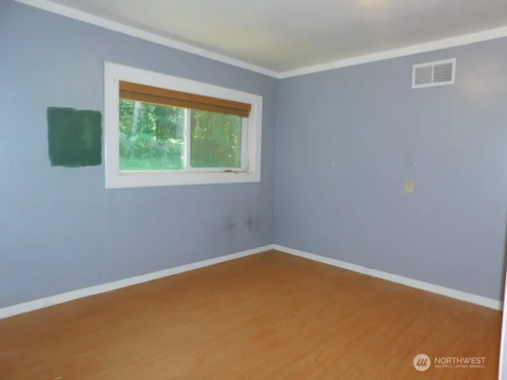 33 Baskins Road Port Angeles WA 98363
